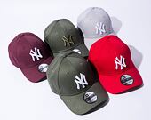 New Era 39THIRTY MLB League Essential New York Yankees Olive / White Cap