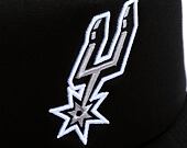 Kšiltovka Mitchell & Ness - San Antonio Spurs - Evergreen Trucker - Black