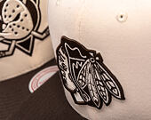 Kšiltovka Mitchell & Ness - NHL Fashion Basic 2T - Chicago Blackhawks - Cream