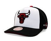 Mitchell & Ness - Core I Pro Snapback - NBA - Chicago Bulls - White-Red