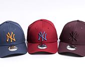 New Era 9FORTY MLB League Essential Snapback New York Yankees Maroon Cap