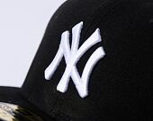 New Era 59FIFTY MLB Basic New York Yankees Fitted Black / White Log Cap