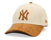 Womens Cap New Era - MLB Faux Suede 9FORTY - NY Yankees - Cream / Camel