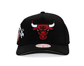 Cap Mitchell & Ness  - NBA Born To Win - Pro Pinch Snapback - Chicago Bulls - Black