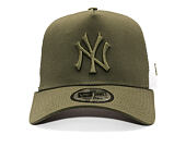 Kšiltovka New Era - MLB League Essential 9FORTY Trucker - NY Yankees - New Olive