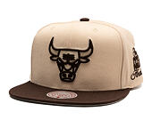 Cap Mitchell & Ness - NBA Fashion Basic 2T Snapback - Chicago Bulls - Cream